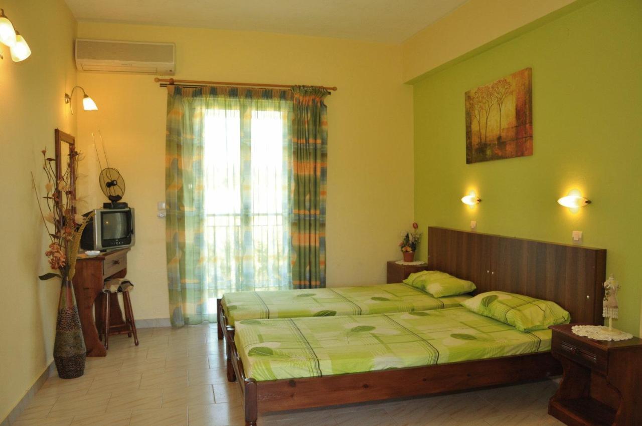 Athina Studios Argassi Bilik gambar