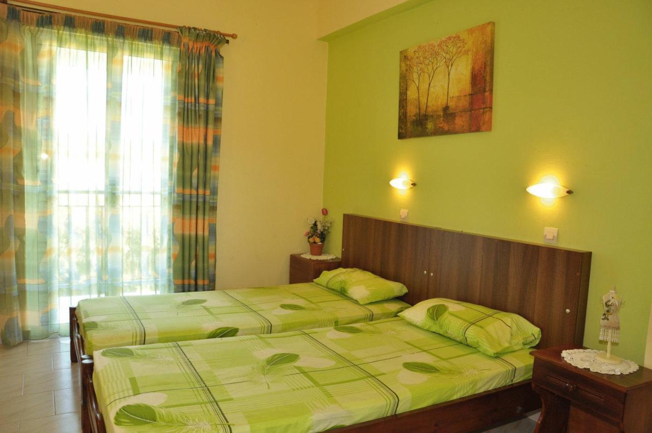 Athina Studios Argassi Bilik gambar