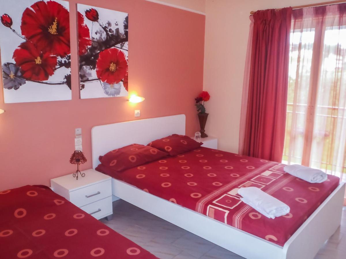 Athina Studios Argassi Luaran gambar