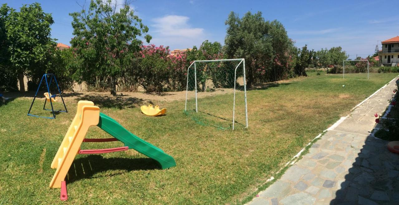 Athina Studios Argassi Luaran gambar